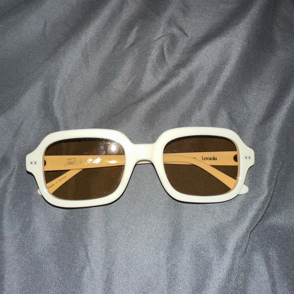 Lexxola sunnies